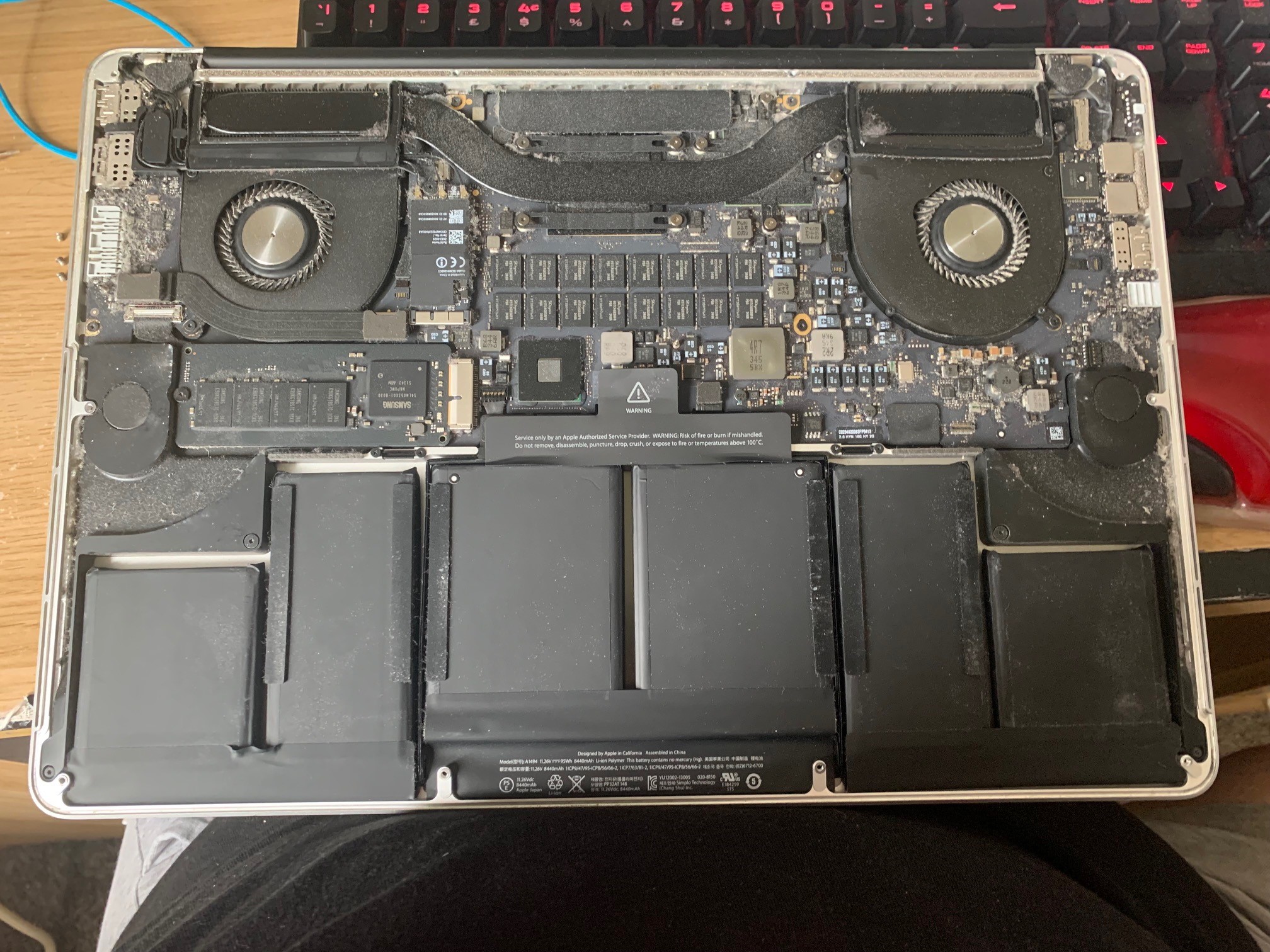 A dusty 8 year old MacBook Pro